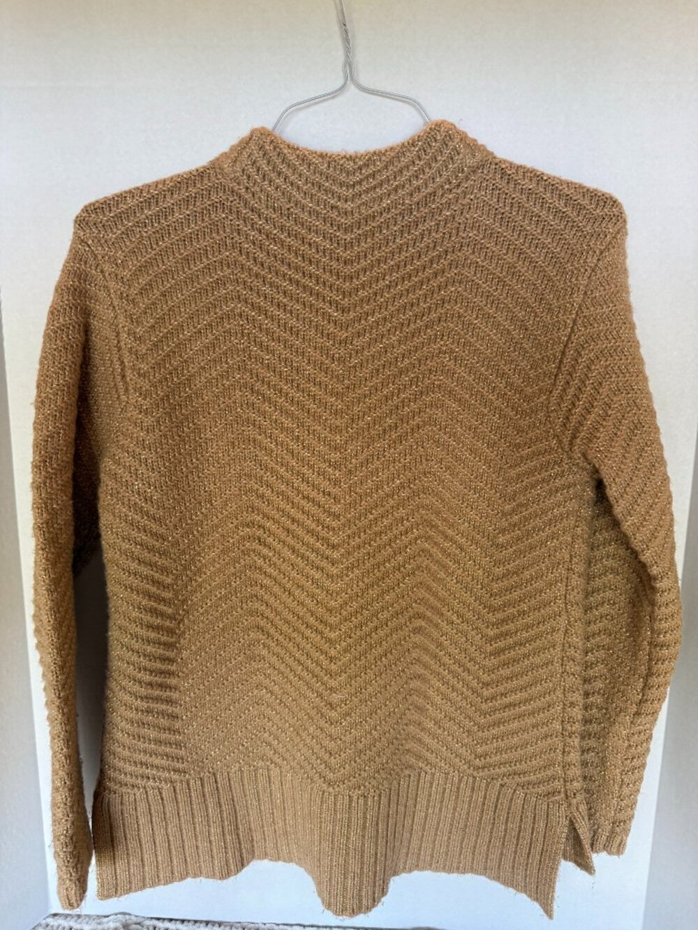 Talbots Women's Gold and Camel sweater tunic A032